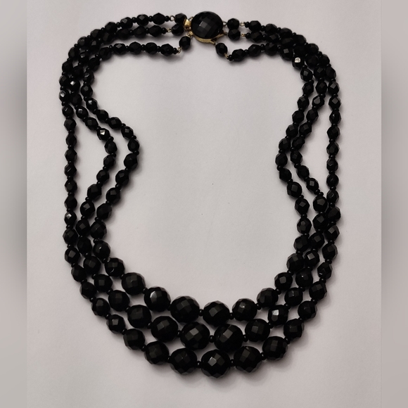 Vintage 60s Jet Black Crystal Graduated Triple Stand Necklace - Picture 13 of 13